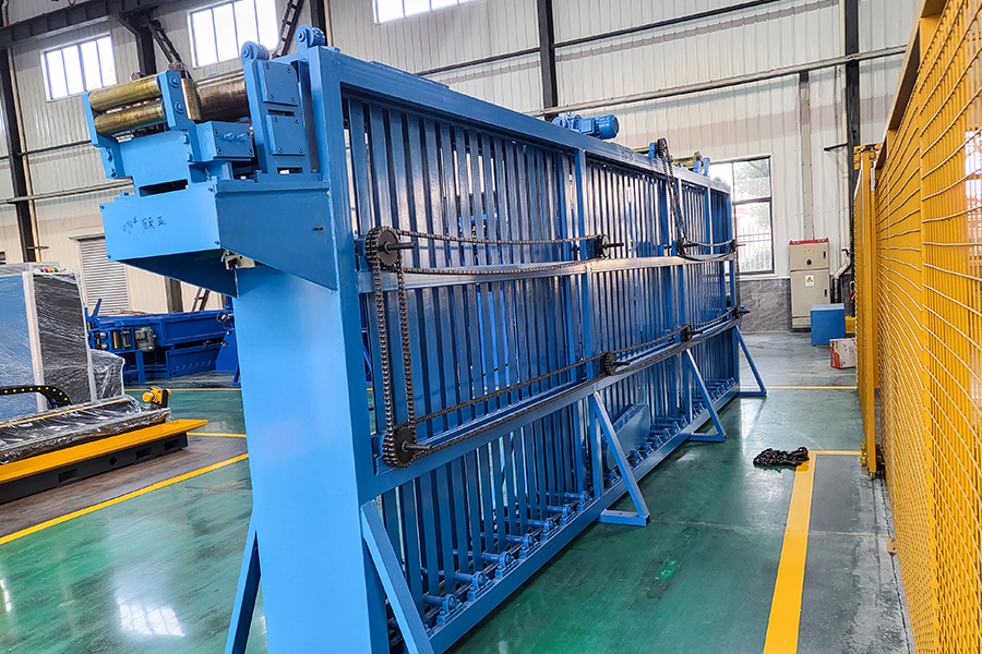 Vertical Cage Type Accumulator Vertical Cage Type Accumulator